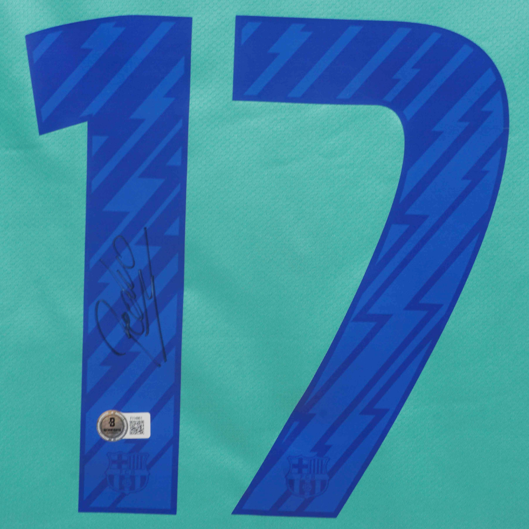 Pedro Signed FC Barcelona Away Soccer Jersey #17 with Beckett COA